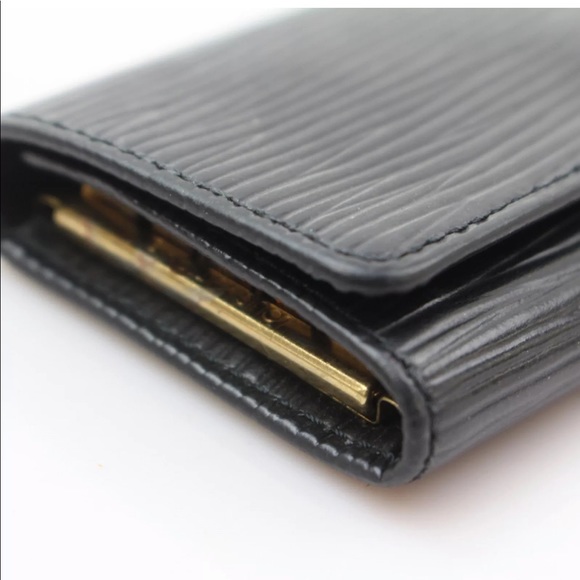 🔴SOLD🔴Authentic Louis Vuitton Key Case Black Epi - Picture 6 of 7